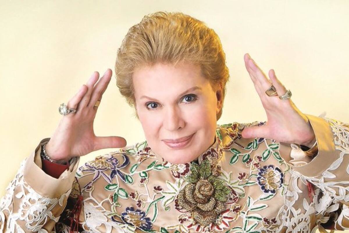 "¡Con mucho mucho mucho amor!": Famosos se despiden de Walter Mercado