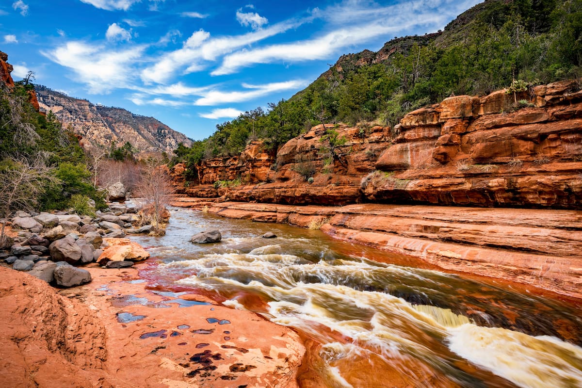 Slide Rock State Park en Sedona: el parque estatal con el famoso tobogán natural de Arizona