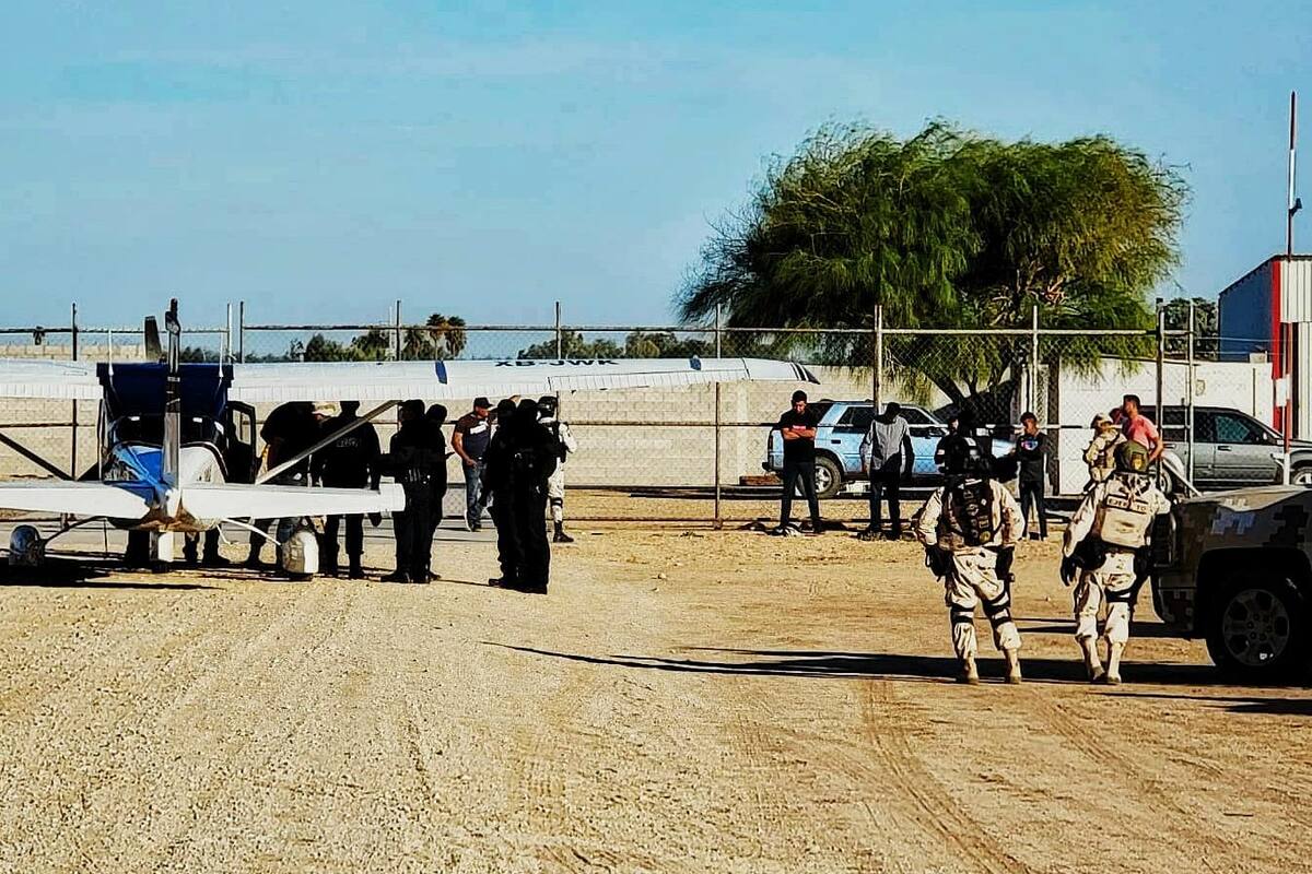 Aterriza avioneta cargada con fentanilo, en el valle de Mexicali