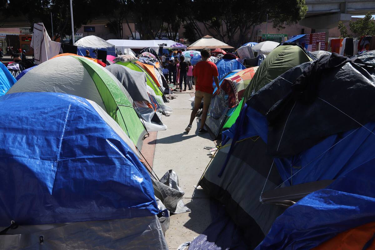 Detectan a ‘polleros’ rondando a migrantes en El Chaparral