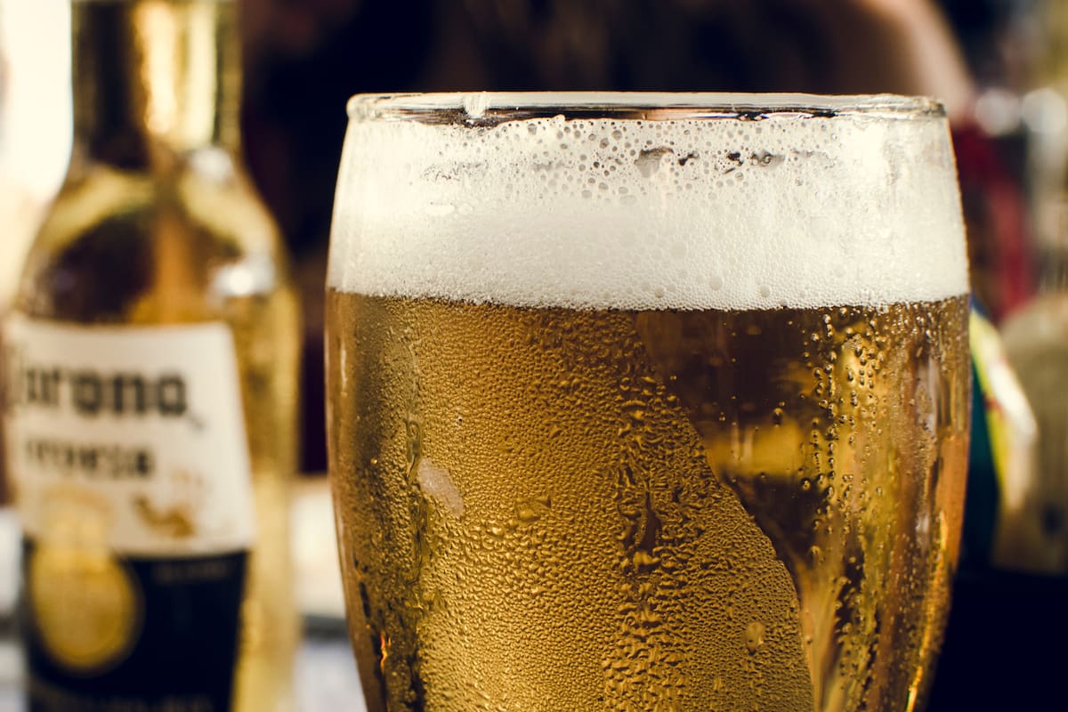 Se reporta aumento en las muertes por hipertensión ligadas con el consumo de alcohol, según nuevo estudio