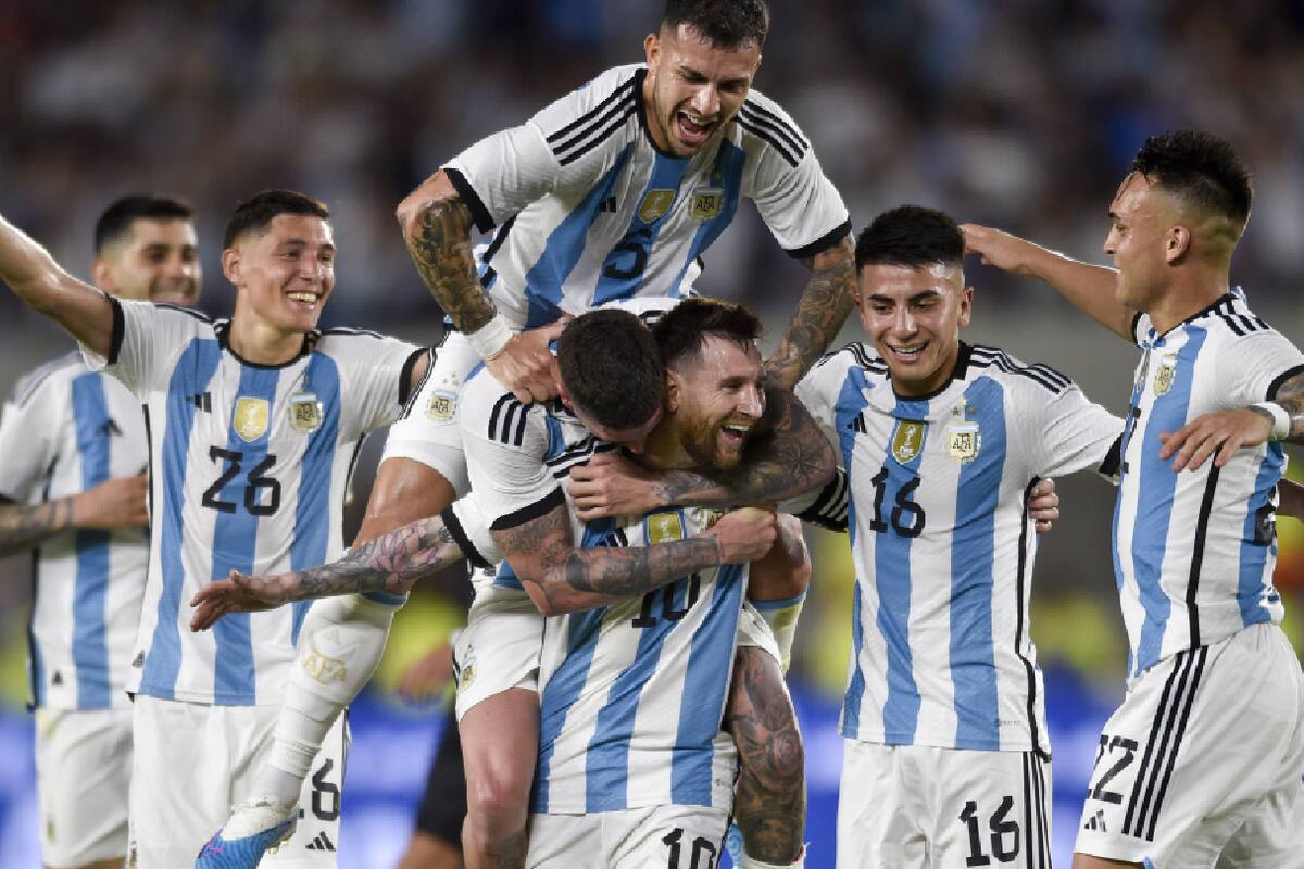 Messi y Di María encabezan la lista de la Selección de Argentina para la Copa América 2024