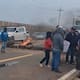 Bloqueo en Camalú detiene por horas a transportistas