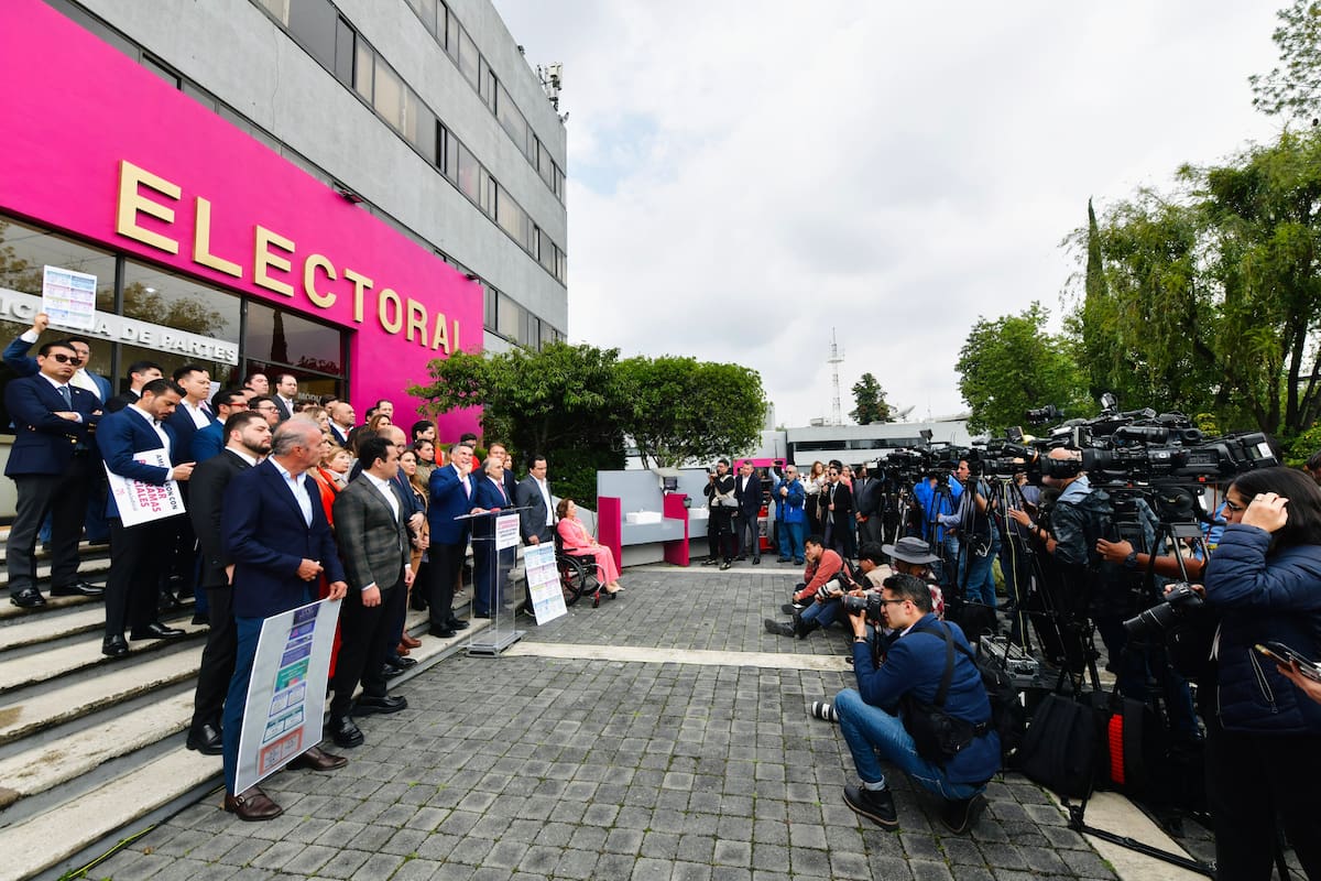 PRI entrega al INE impugnación a la elección del Poder Judicial