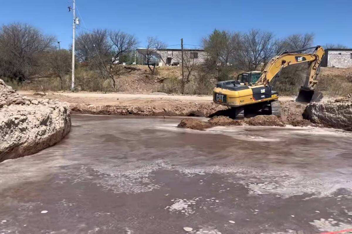 Se quedan en Ímuris sin agua por trabajos ferroviarios