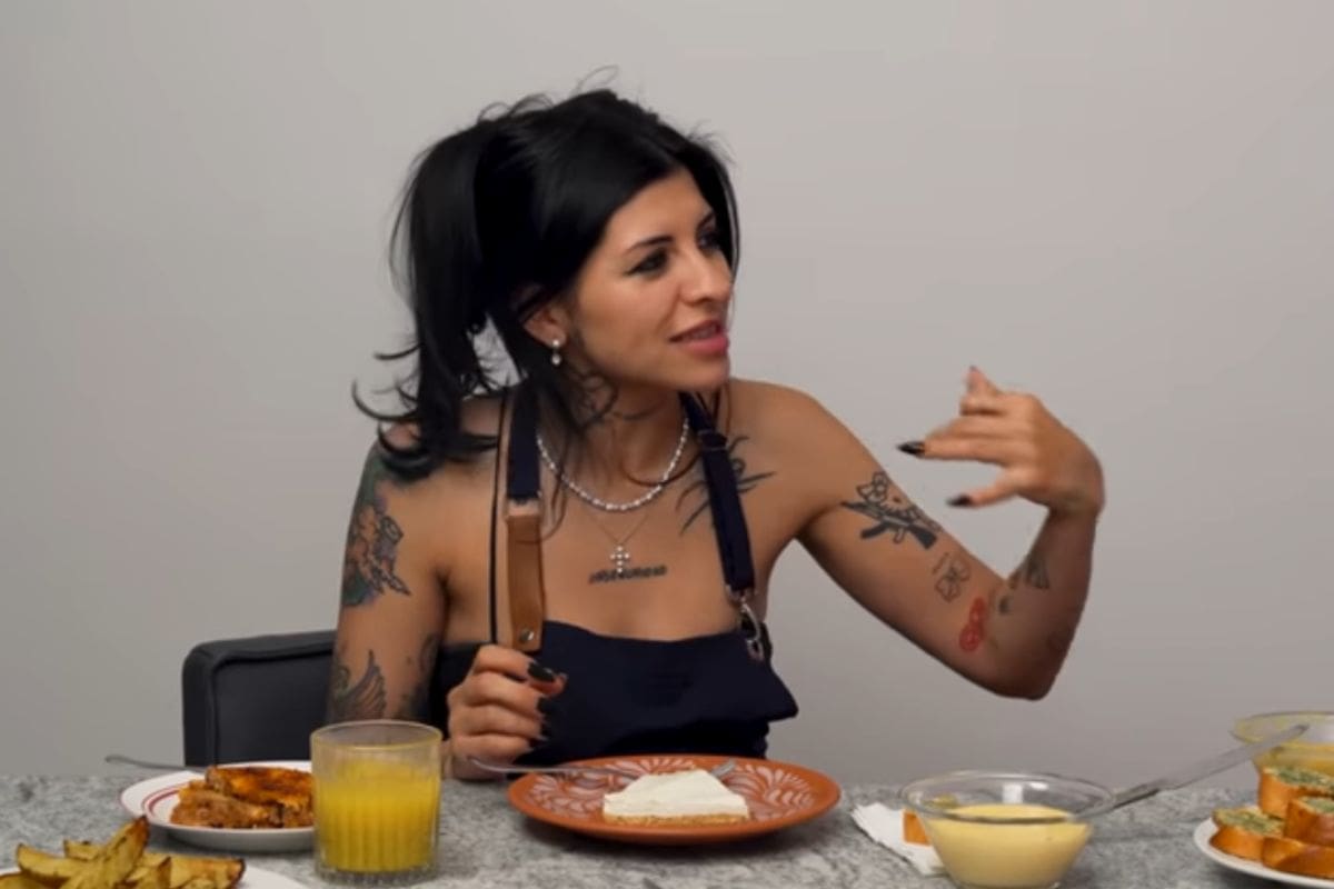 Cazzu confirma que la carne asada de Sonora es la mejor