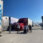 Arranca marcha de transportistas en Tijuana con hasta 100 camiones
