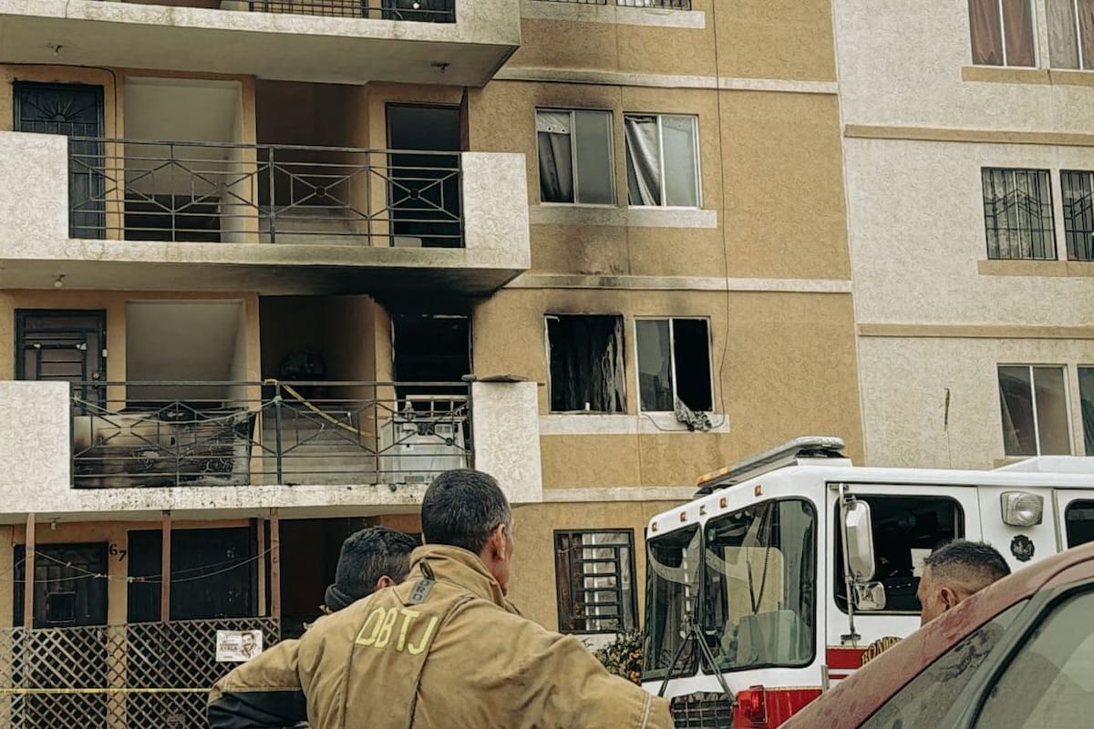 Incendio en departamento de Natura deja a dos calcinados