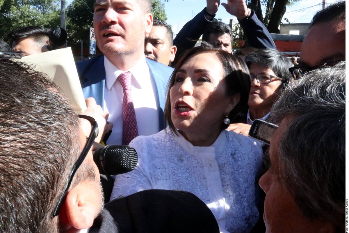 Hackean celular de Rosario Robles