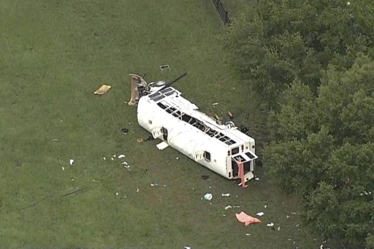 Conductor que se estrelló contra bus de jornaleros en Florida tiene largo historial de conducción peligrosa