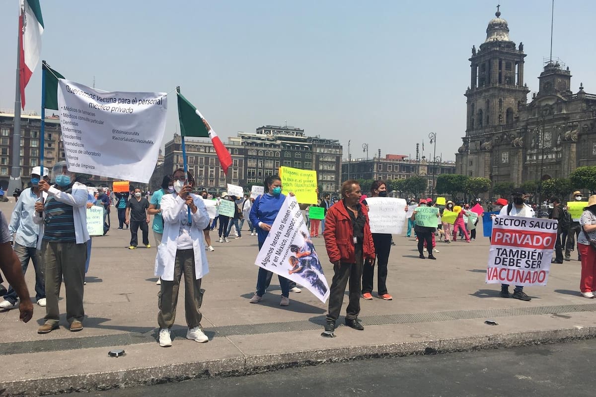 Médicos privados de la CDMX obtienen amparo para ser vacunados contra Covid