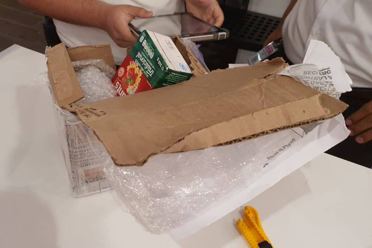 Compró un celular y le llegó un puré de tomate; joven denuncia fraude en Ciudad Obregón, Sonora