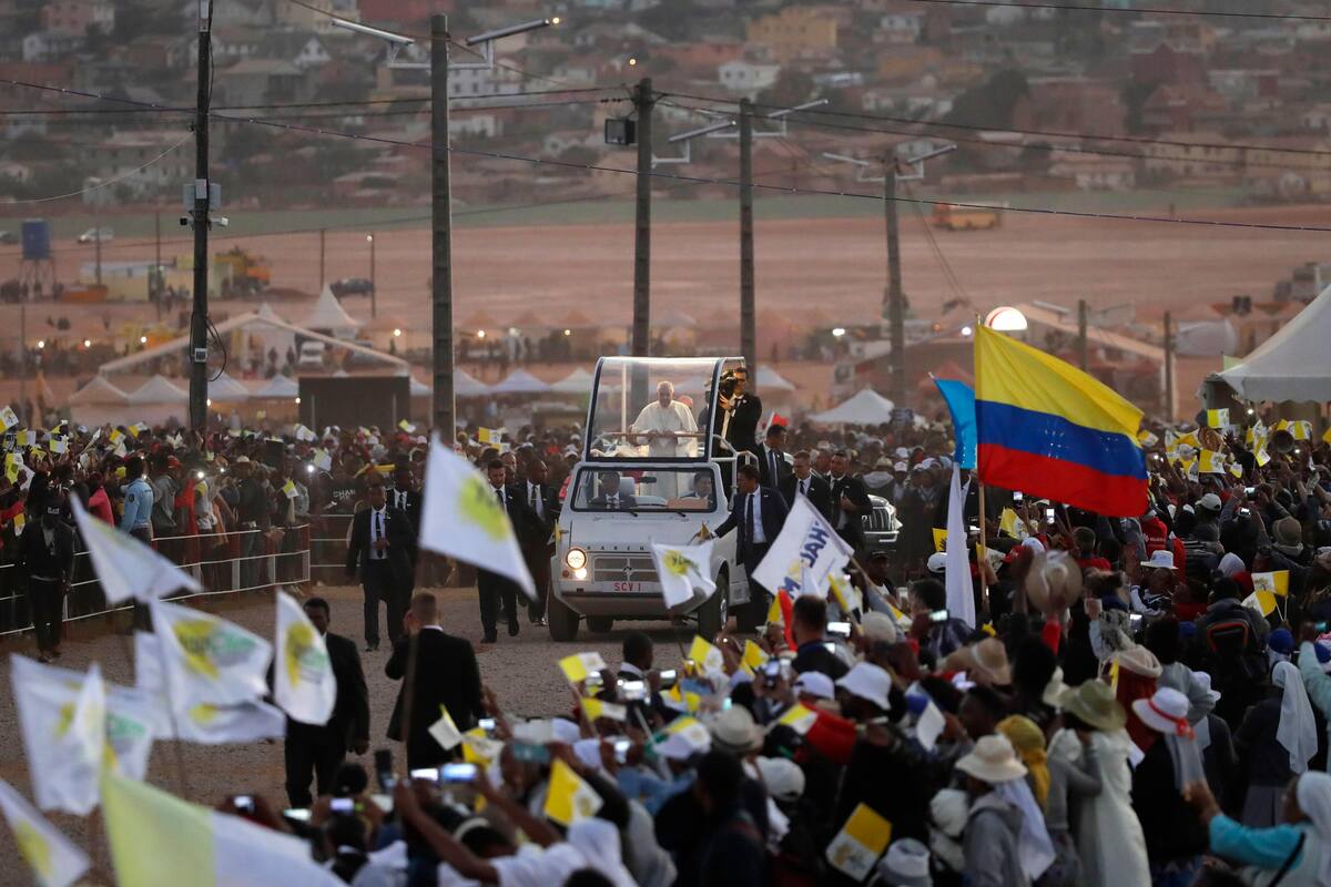 Papa Francisco denuncia explotación de recursos en Madagascar