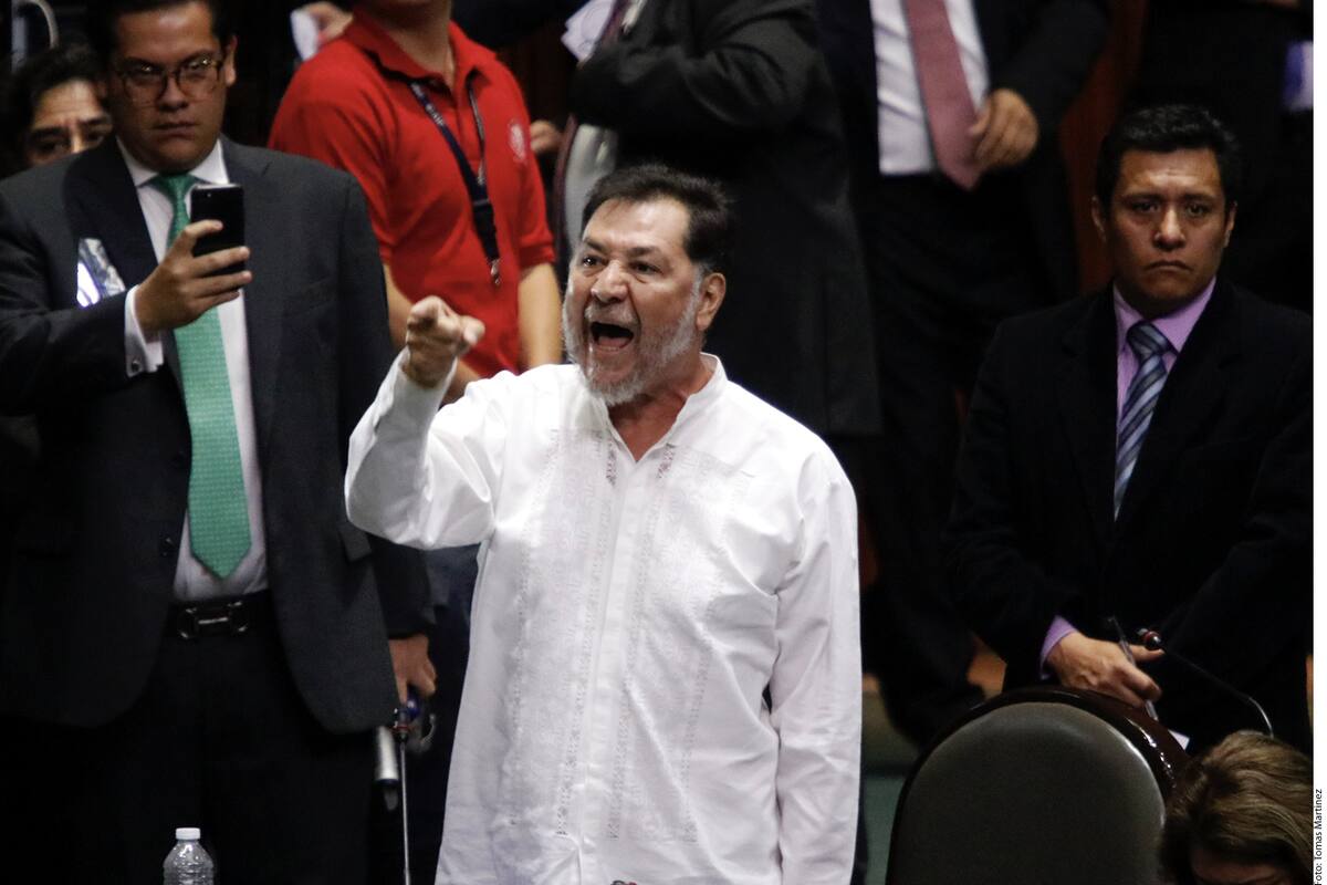 Noroña insiste es su derecho a liderar la bancada de Morena en el Senado