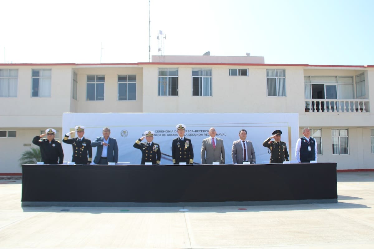 Relevan Mando en la Segunda Región Naval en Ensenada