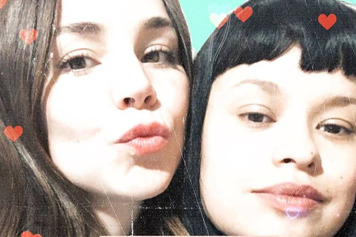 Camila Sodi y Amandititita lanzan tema 'Mejores amigas' contra los haters