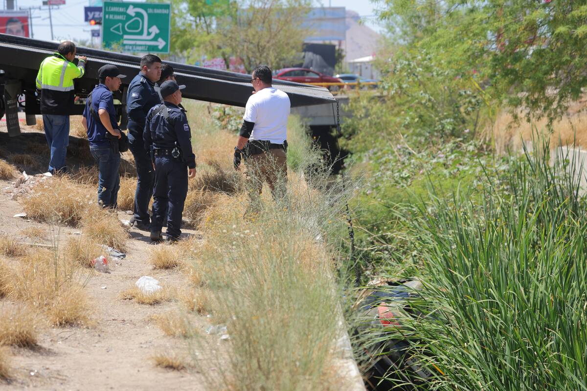 Cae automovilista a canal luego de ser baleado en Hermosillo