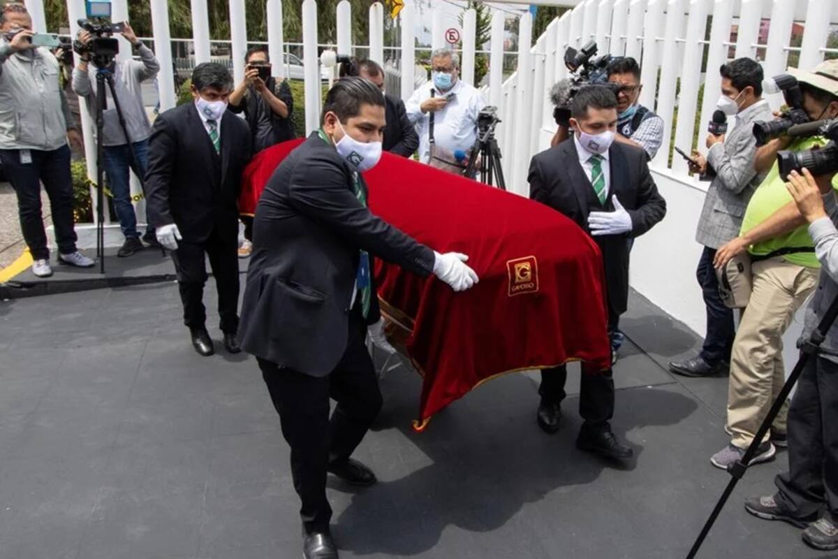 Realizan funeral de Luis Echeverría con "vieja guardia", sin manifestantes ni representantes de la 4T