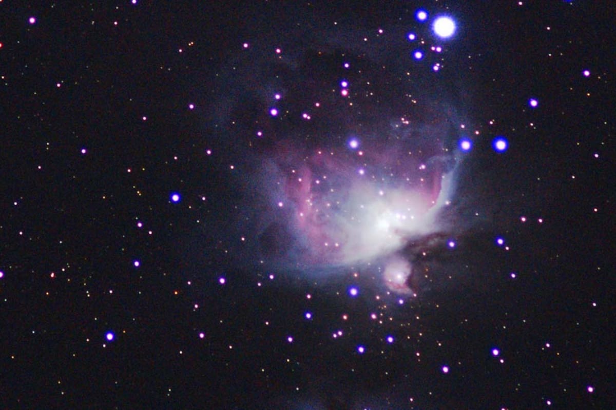 Telescopio capta tres momentos de una explosión estelar de hace 11 mil millones de años
