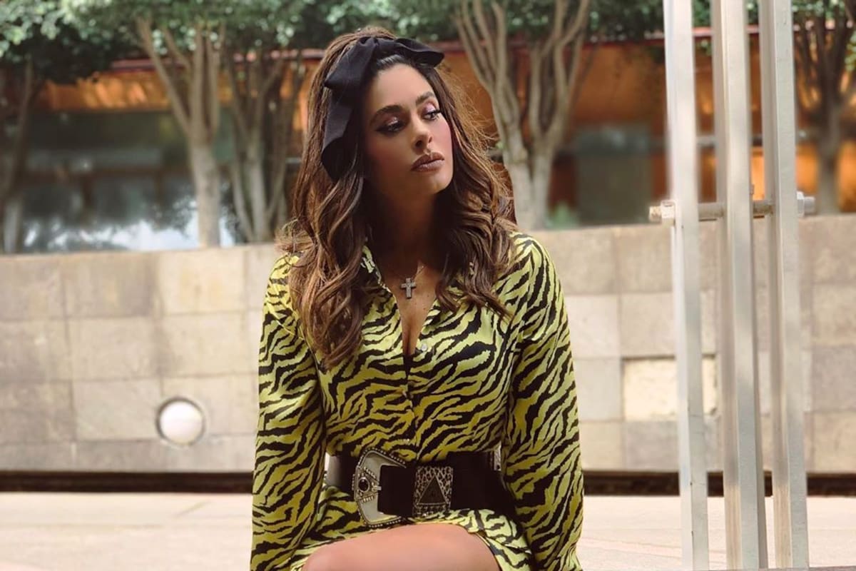 Galilea Montijo luce piernas de impacto mientras vende su ropa en Instagram