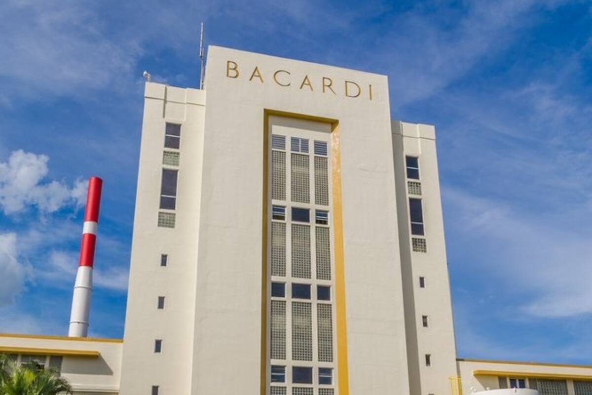 Bacardi ayuda a producir alcohol en gel para luchar contra el coronavirus