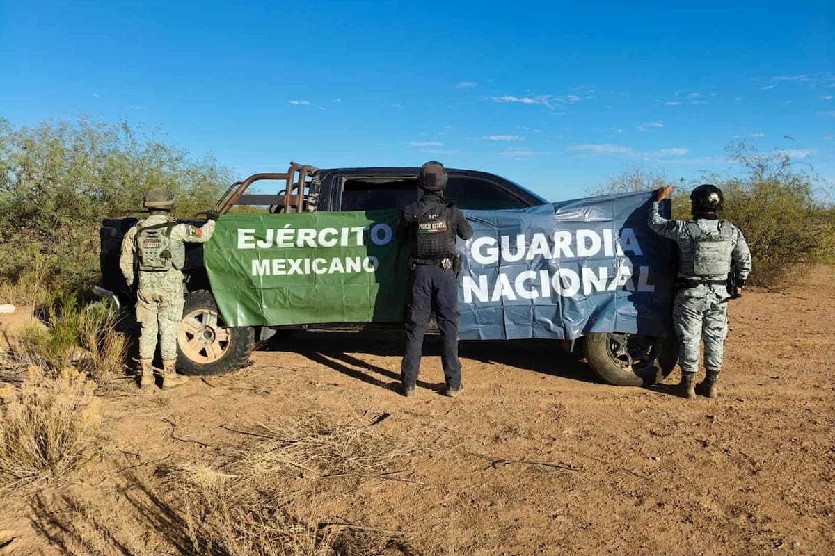 Guardia Nacional y Ejército aseguran auto con 26 artefactos explosivos durante patrullajes en Sonoyta