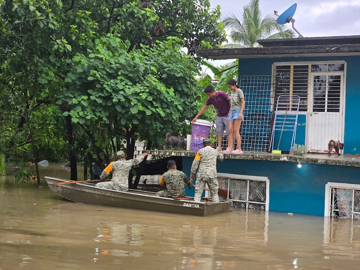 Gobierno de Puebla reporta 10 fallecidos y más de 30 mil afectados por intensas lluvias