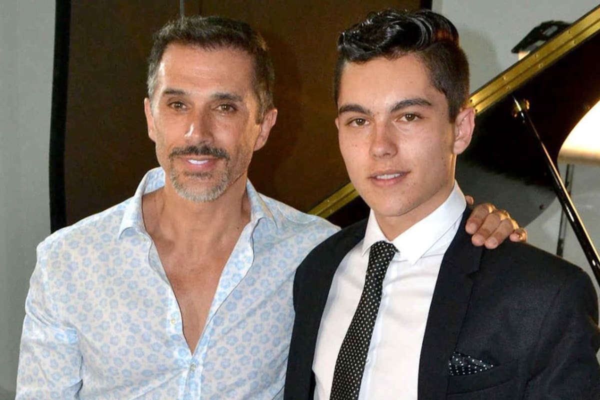 Esta fue la reacción que tuvo Sergio Mayer a que su hijo se quitara su apellido