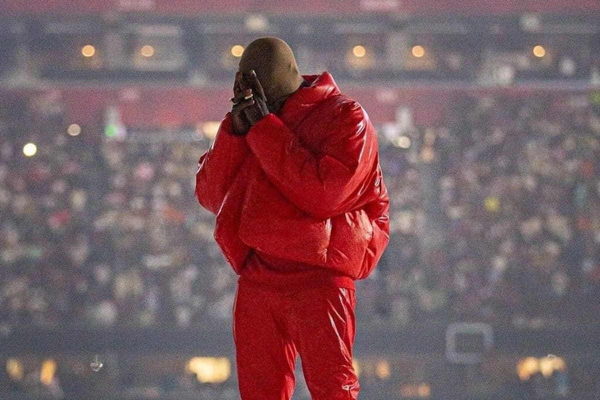 “Estoy perdiendo a mi familia”: Kanye West llora frente a Kim y sus hijos en la presentación de su disco “Donda”