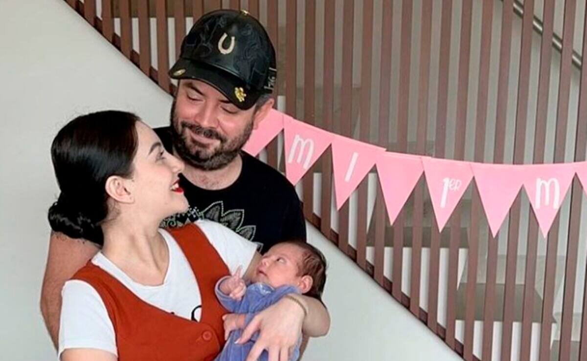 José Eduardo Derbez vive una nueva etapa en su vida tras el nacimiento de su hija Tessa, fruto de su relación con su novia Paola Dalay.