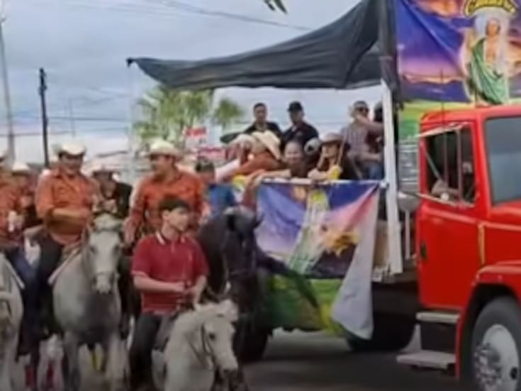 La fe supera la lluvia: Peregrinos cumplen con la Cabalgata de San Judas Tadeo
