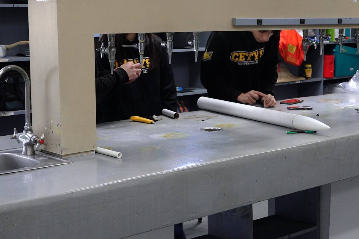 Programa educativo busca acercar a los jóvenes a la ingeniería aeroespacial