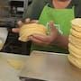 Consumen hermosillenses la tortilla más cara de México: supera los 32 pesos por kilo