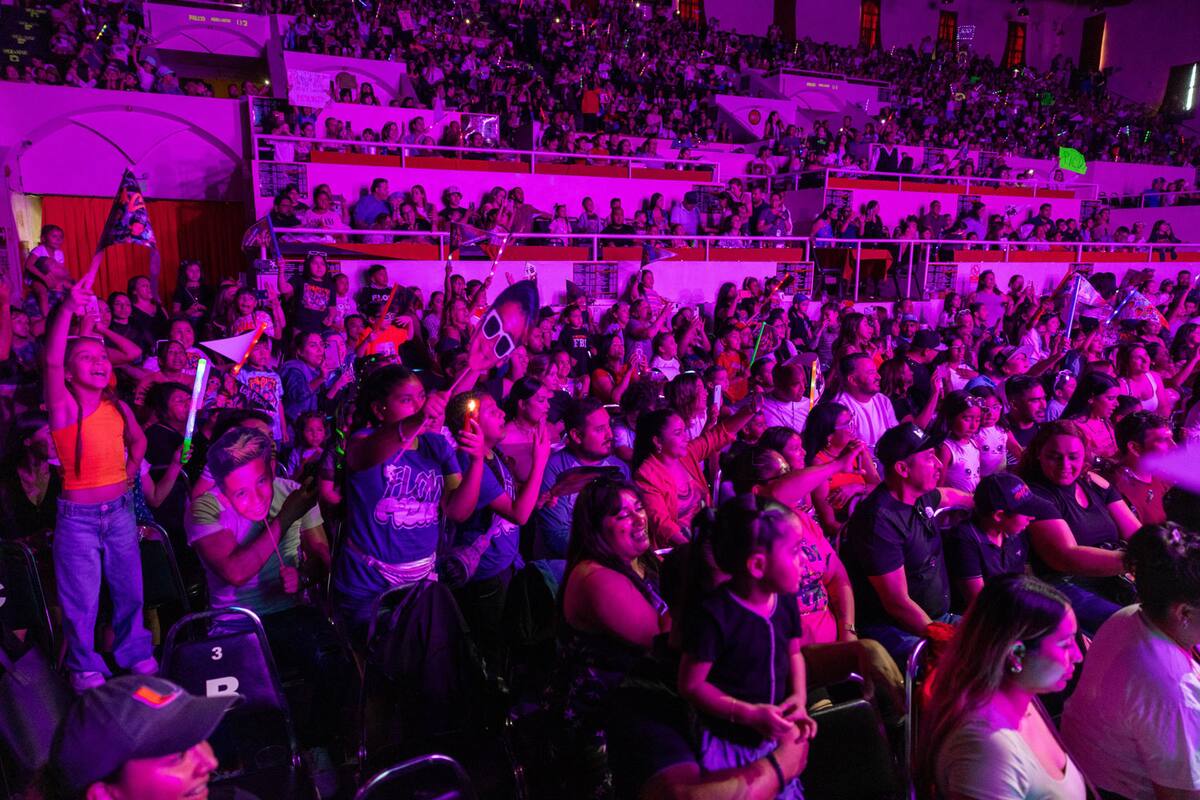 Decenas de pequeños cantaron y bailaron sin parar al ritmo de las canciones de Picus.