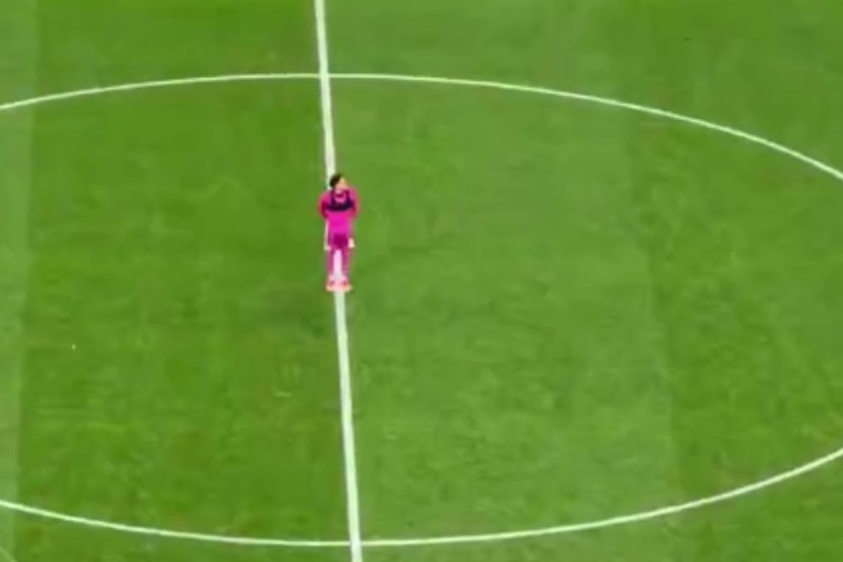 El video viral de Memo Ochoa que tiene conmovidos a miles de aficionados; camina al centro del Estadio Azteca para una despedida a solas y en silencio
