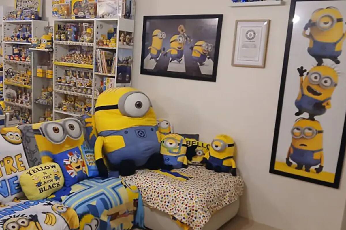Coleccionista obtiene un Récord Guinness con su colección de más de 1,000 artículos de Minions