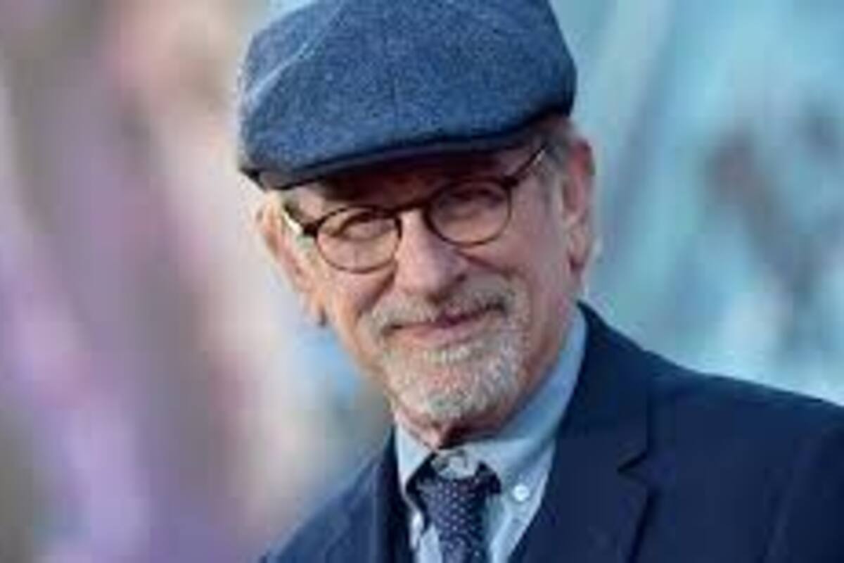 Steven Spielberg ficha a la latina Andréa Burns para su "West Side Story"
