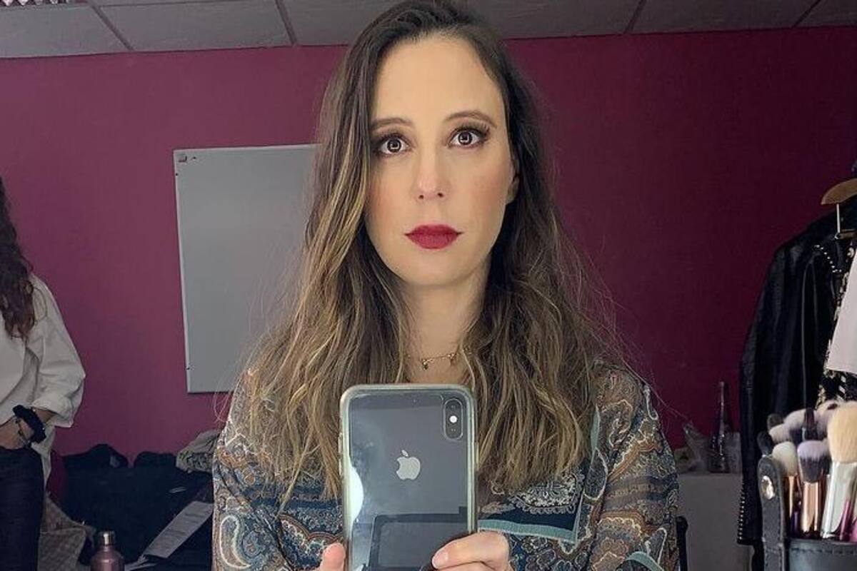 La hija de Sofía Niño de Rivera comienza a tocar la armónica