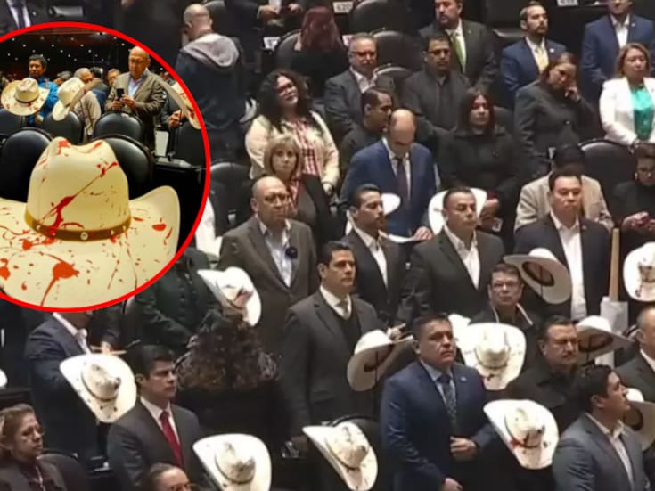 Diputados colocan sombreros “ensangrentados” en San Lázaro tras asesinato del alcalde de Uruapan: gritos de justicia y duelo nacional marcan la sesión