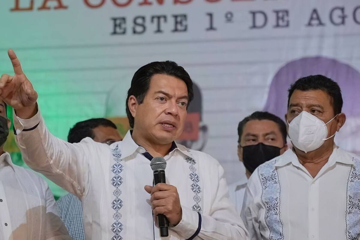 Mario Delgado denuncia en redes sociales que hackearon su cuenta de WhatsApp