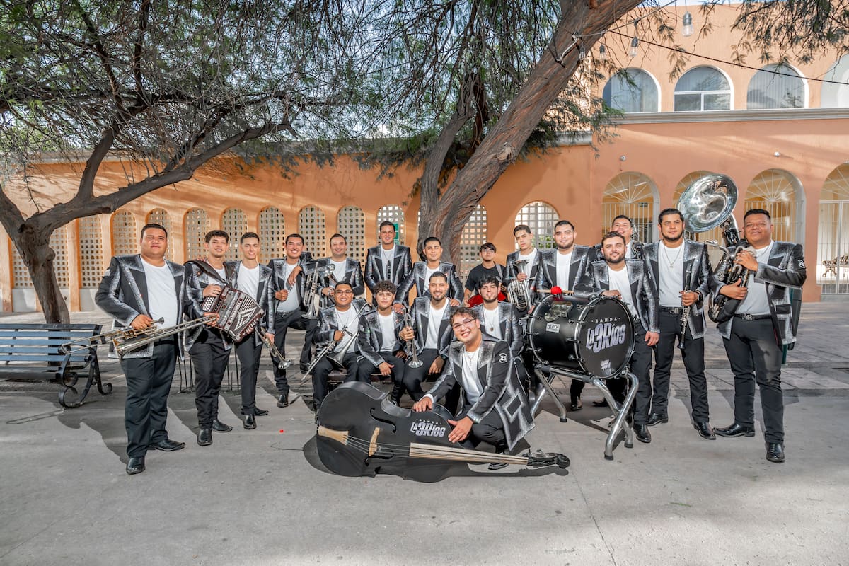 CONOCE A LA BANDA