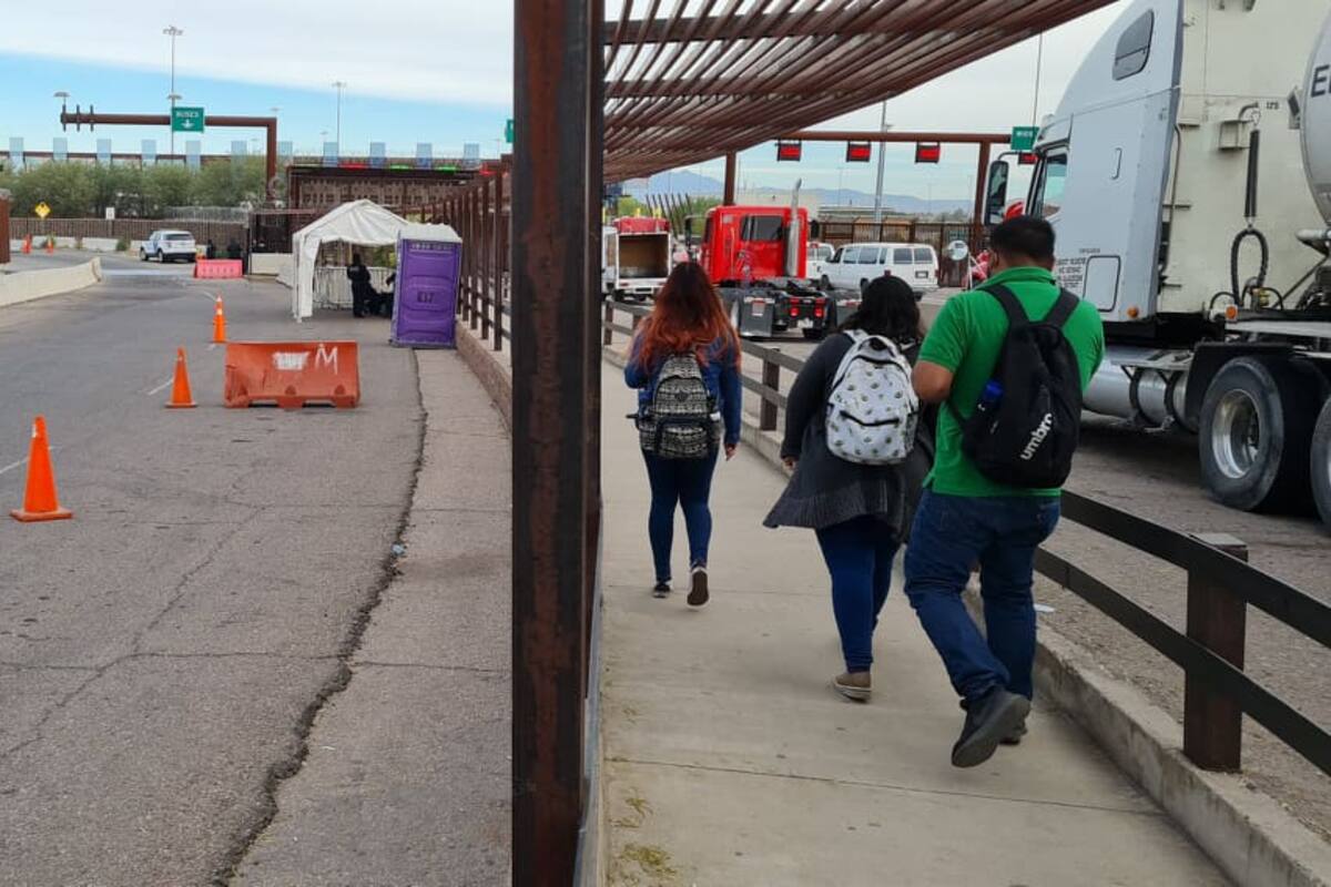 Baja afluencia de viajeros en garita Mariposa en Sonora