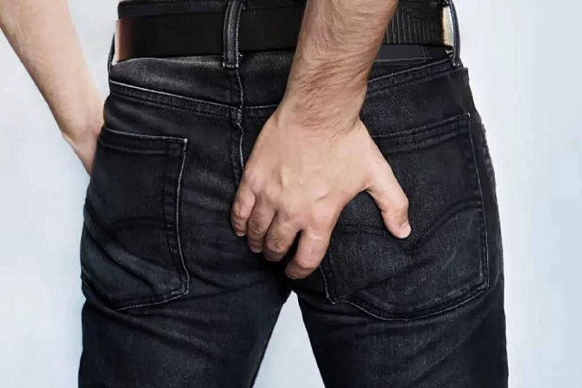 Razones por las que te "pica" el trasero y cuándo debes consultar a un médico