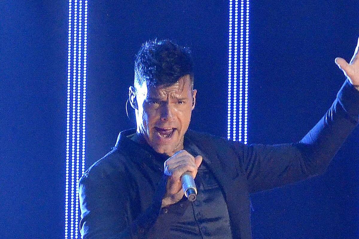 ¡Ricky Martin la libra! Retiran denuncia en su contra por acoso sexual
