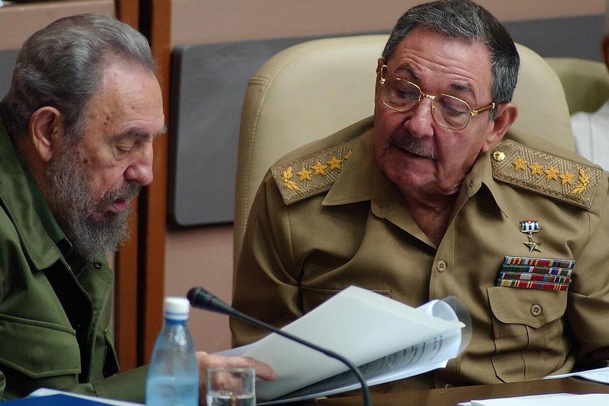 CIA intentó asesinar a Fidel y Raúl Castro, revela documento desclasificado