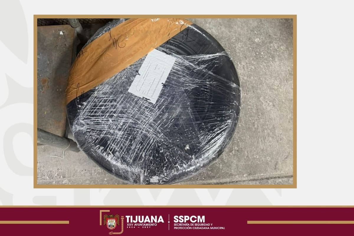 Localizan 18 kilos de presunta metanfetamina ocultos en la llanta de un vehículo en Tijuana