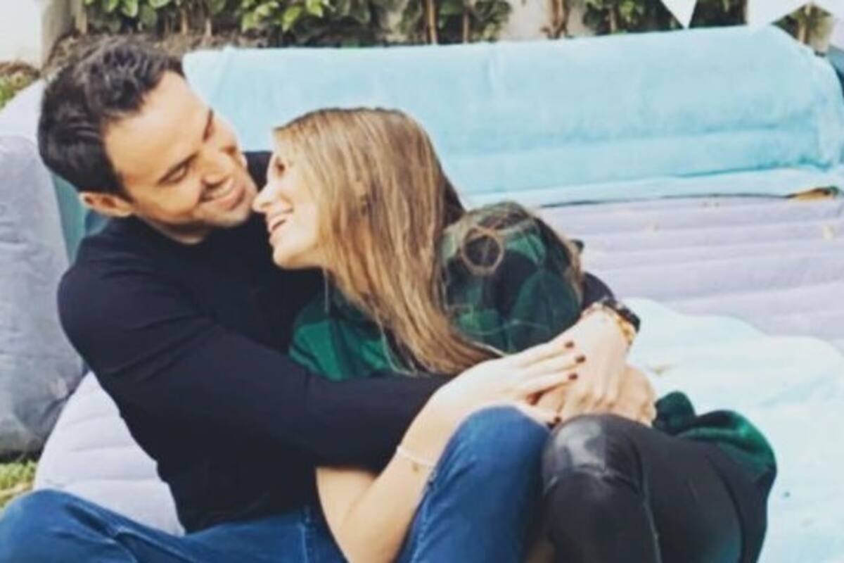 En brazos de su novio, Sofía Castro celebró haberse aliviado de Covid-19