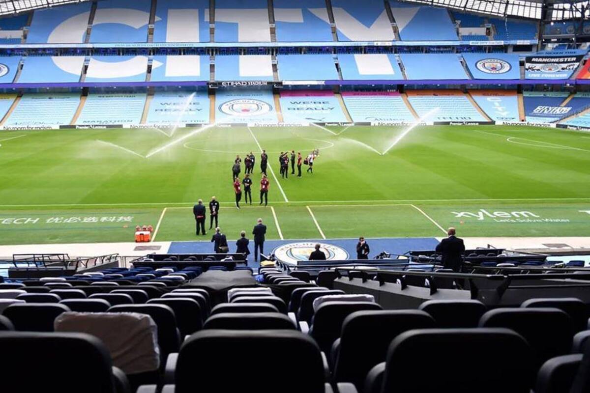 ¡Indignante! Avioneta sobrevuela en partido de Premier League con cartel "'White Lives Matter Burnley”
