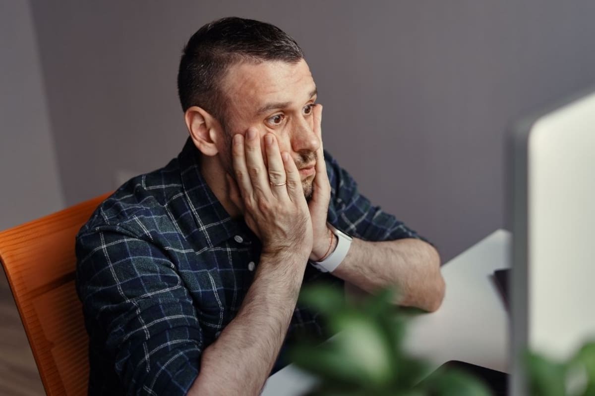 Qué dice la LFT sobre despedirte luego de ser cancelado en redes sociales y bajo qué condiciones legales la empresa debe indemnizarte