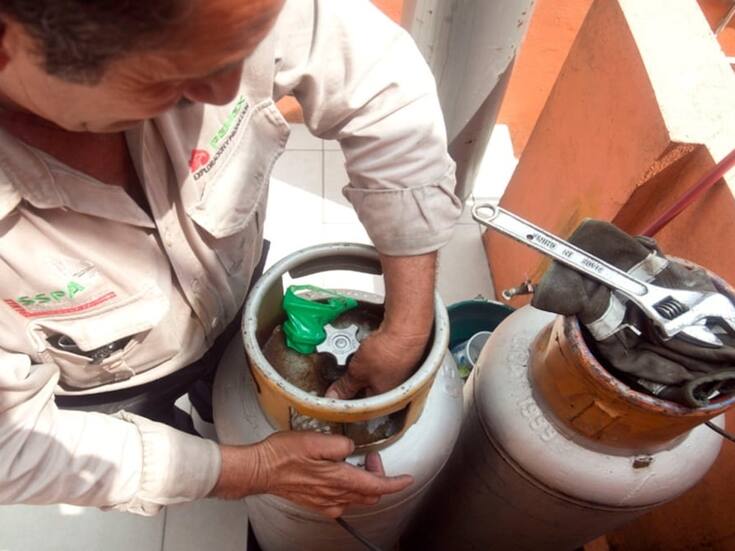 Crisis por gas LP en Taxco: gaseras operan a medias por amenazas y no reanudan la distribución